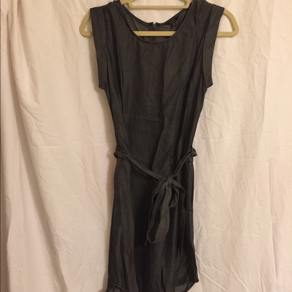 front tie, work dress